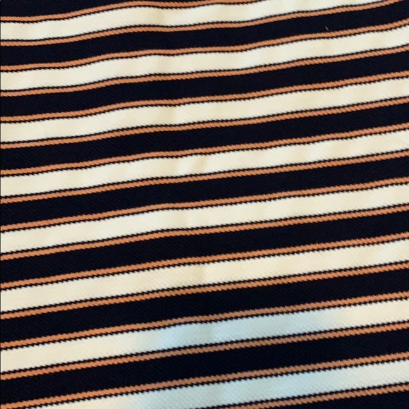 Banana republic pencil skirt [size 0P] - Picture 2 of 2